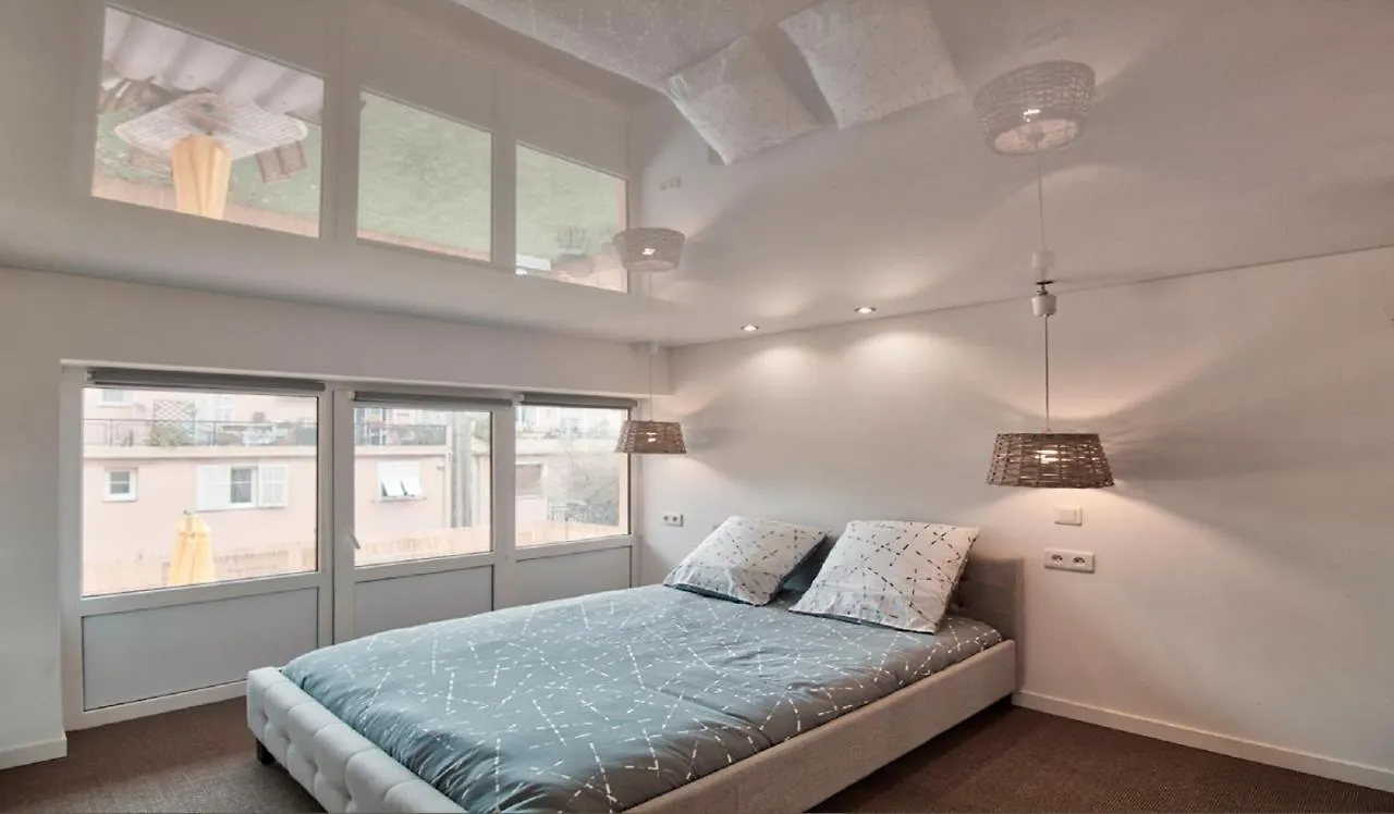Cosy Duplex Avec 90 M2 De Terrasse Apartment Saint-Antoine  0*, Saint-Antoine (Alpes-Maritimes) France